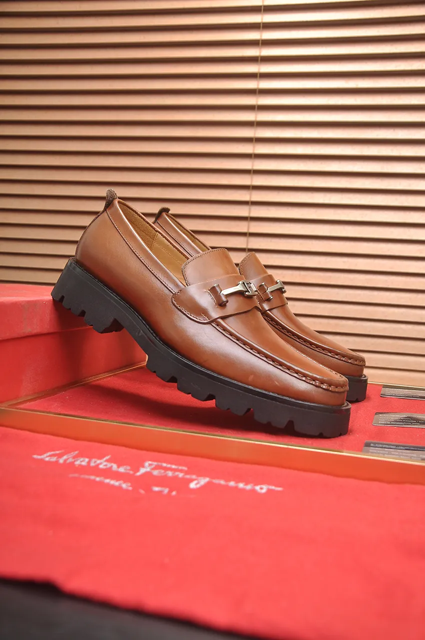 Men's shoes 💰500💶[Ferragamo/Ferragamo] The latest model in the counter. Original imported high-quality cowhide with open edges + imported 🐂 water-dyed cowhide lining + original luxury metal buckle + original combined outsole. Comparison without pressure 38--45 (45 is custom-made and cannot be returned or exchanged)
